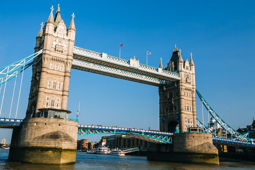 tower bridge london