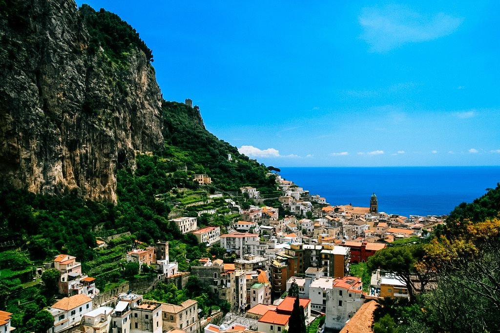 walks on the amalfi coast