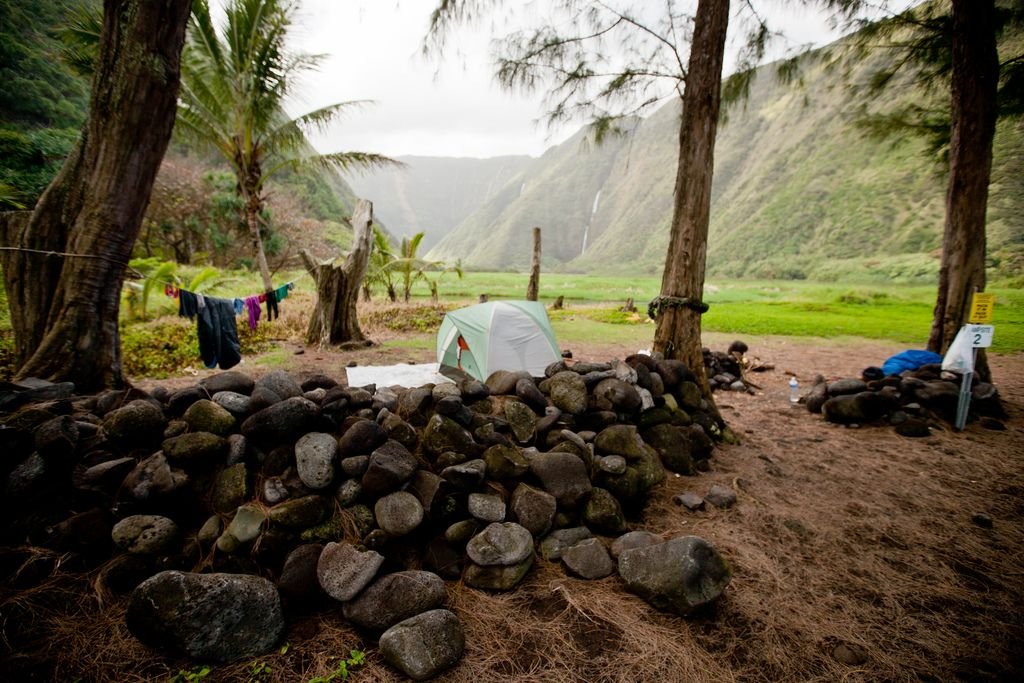 Waimanu Valley camping