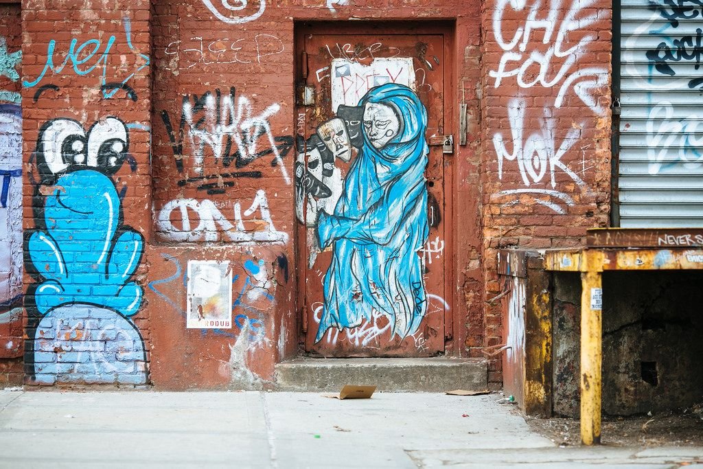 I'm Obsessed With Williamsburg Street Art | Frugal Frolicker