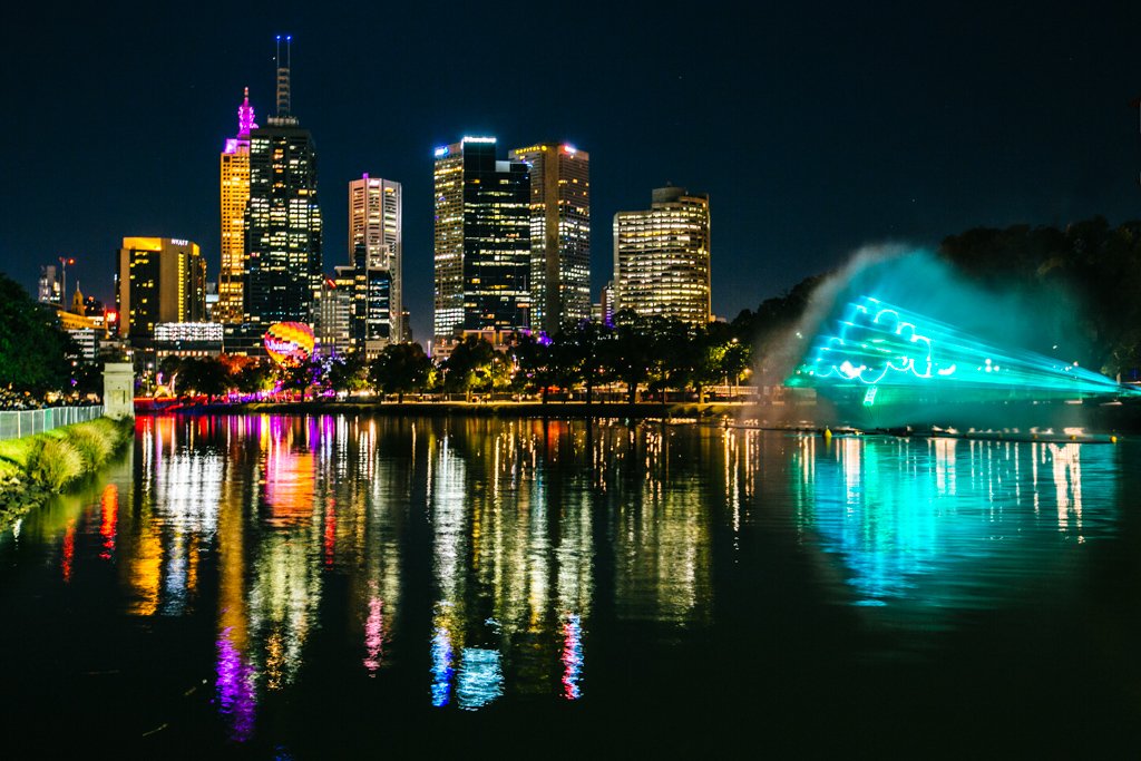melbourne at night