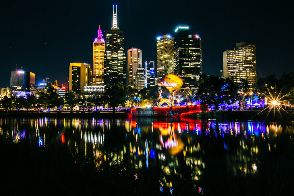 melbourne at night