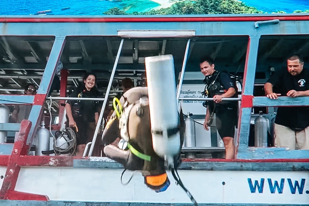 scuba diving instructor