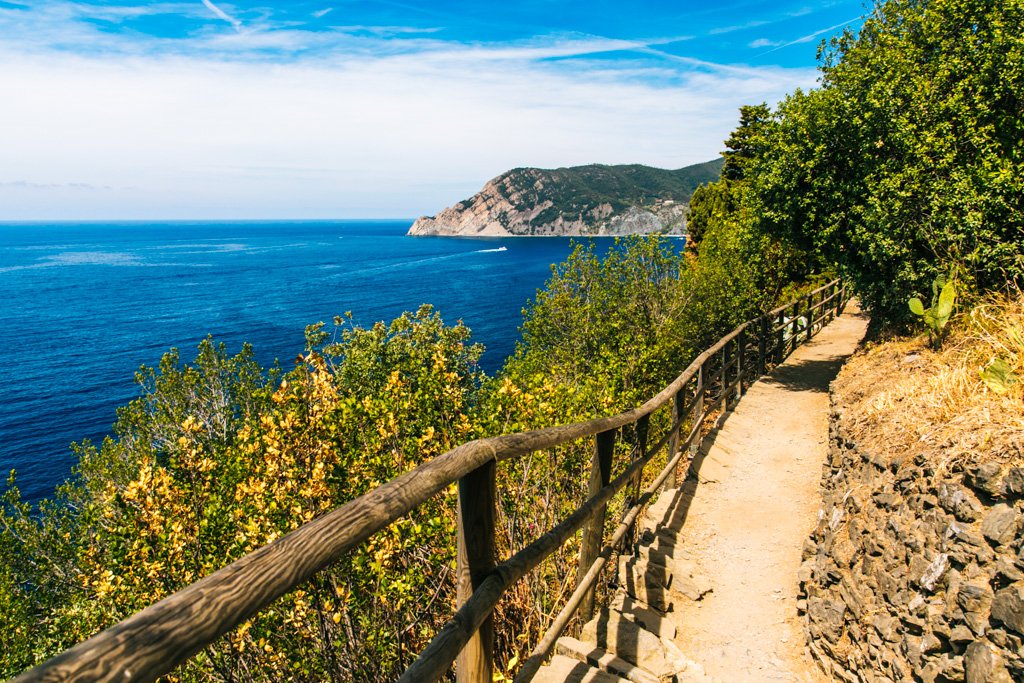 cinque terre in august