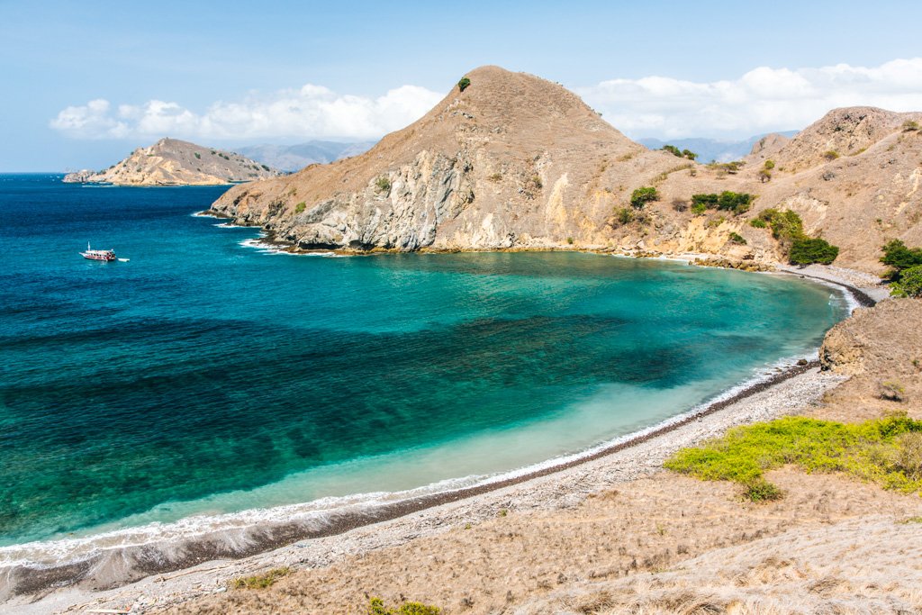 padar island indonesia