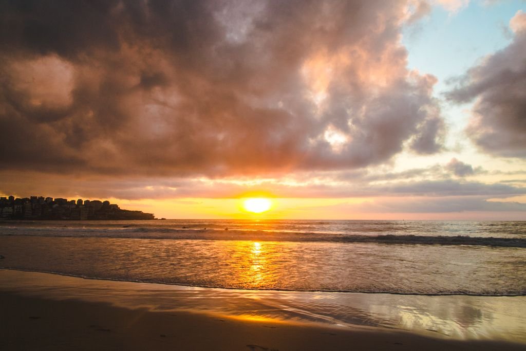 bondi beach sunrise