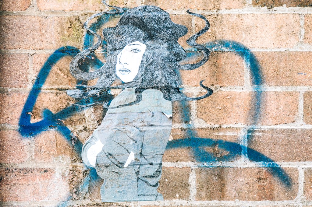 street art blue mountains