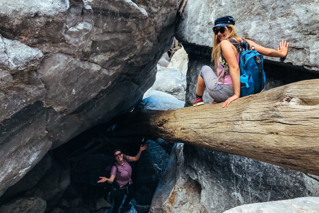 bungonia slot canyon