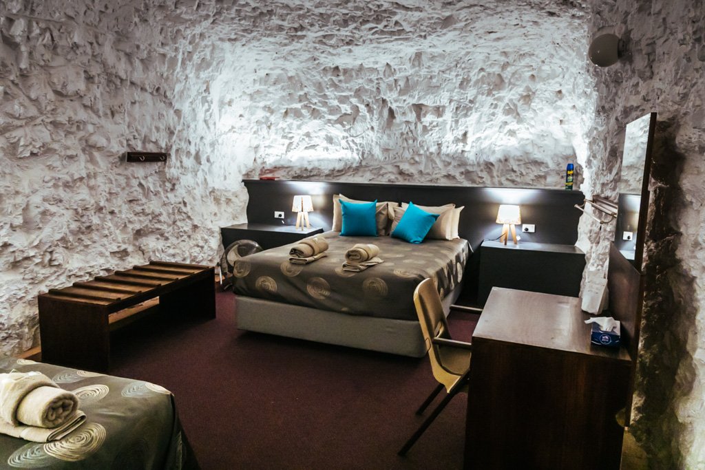 underground hotel australia