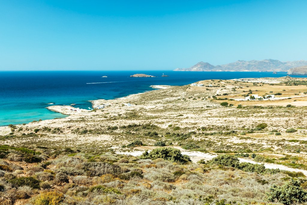 beaches in milos greece