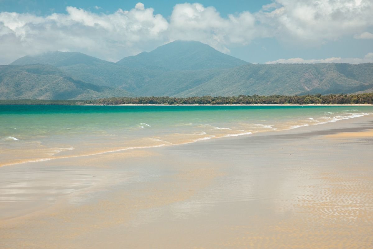 port douglas 4 mile beach