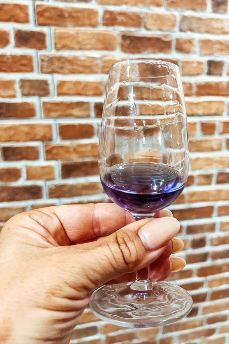 Gold Coast Wine Tour Day Out In The Hinterland Frugal Frolicker