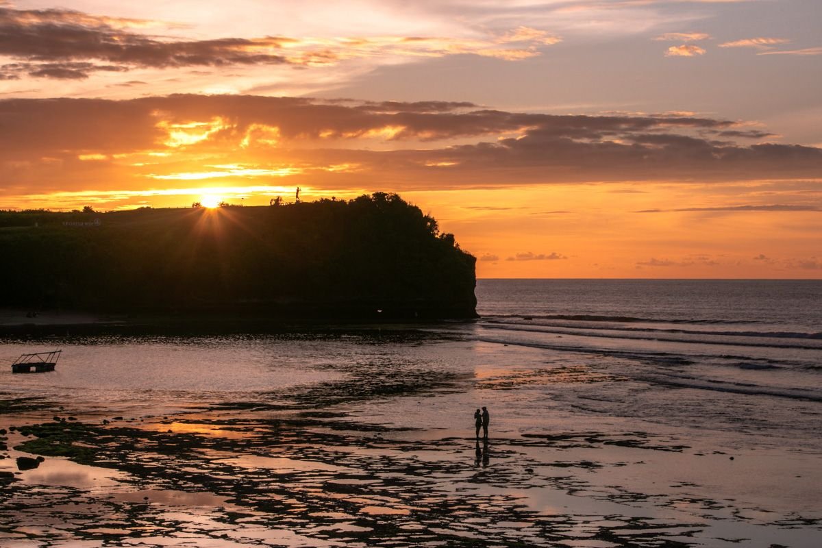 uluwatu sunset spot