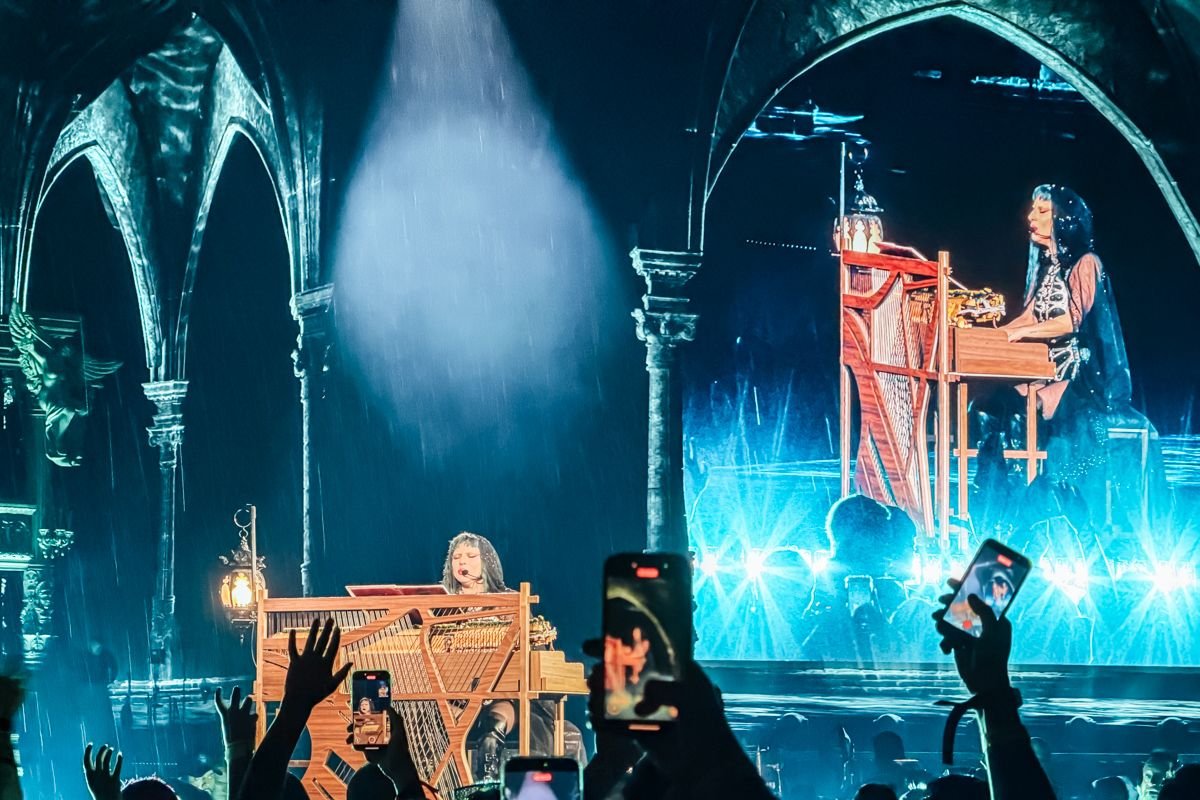 lady gaga mayhem ball